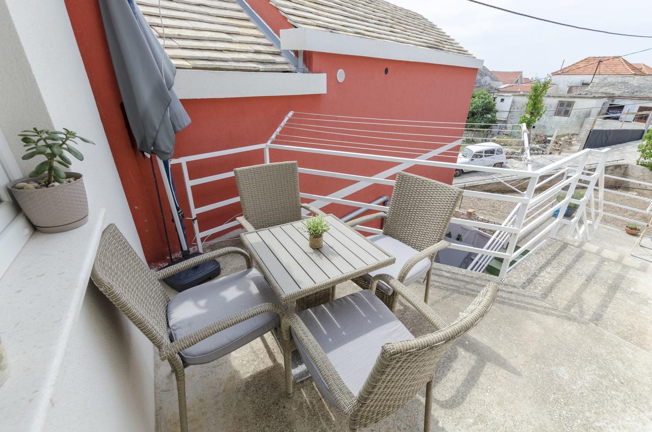 פרימוסטן Apartments Dasa מראה חיצוני תמונה