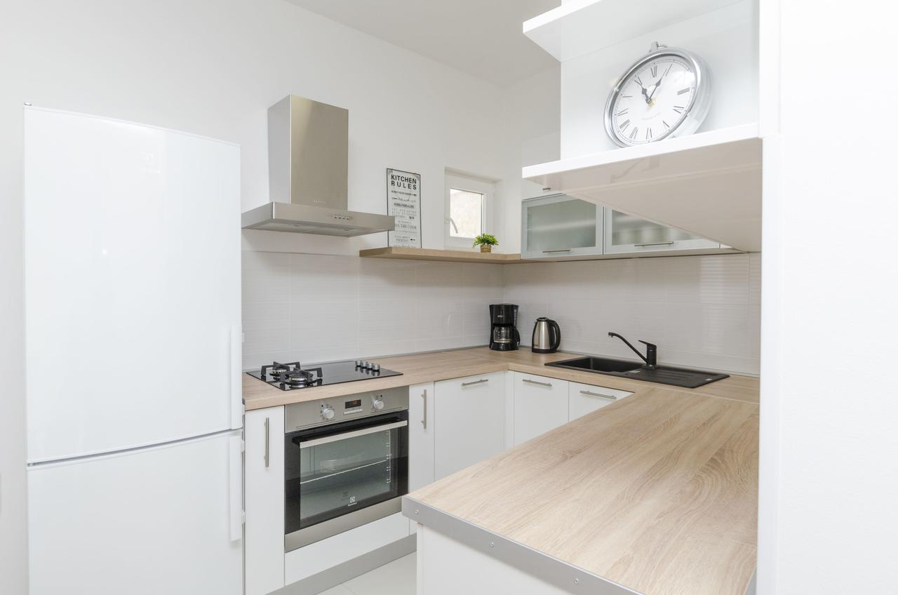 פרימוסטן Apartments Dasa מראה חיצוני תמונה