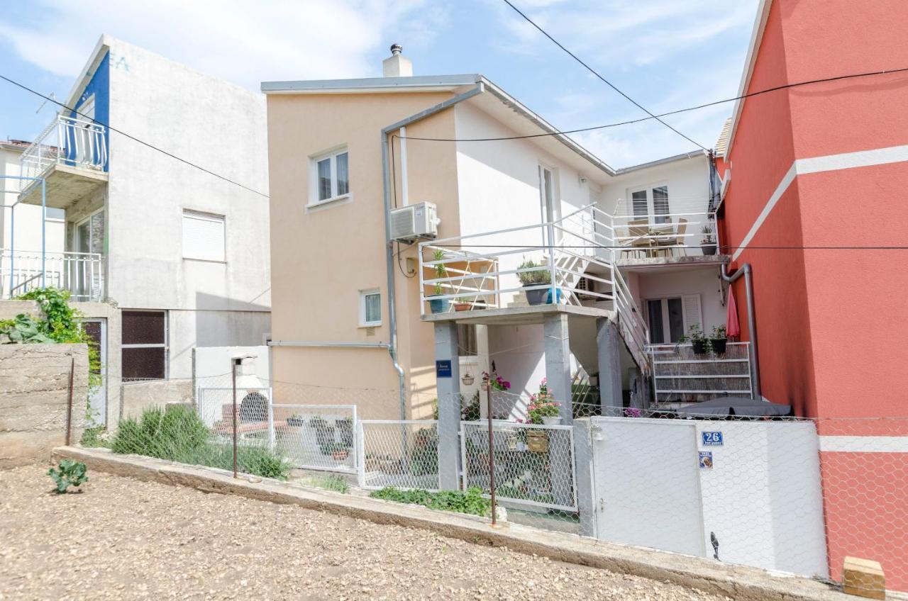פרימוסטן Apartments Dasa מראה חיצוני תמונה